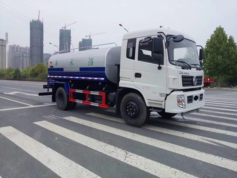 張家口灑水車價(jià)格,張家口12噸灑水車銷售,湖北程力12噸灑水車廠家直銷 張家口灑水車價(jià)格,張家口12噸灑水車銷售,湖北程力12噸灑水車廠家直銷