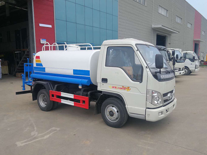 3噸不上戶灑水車價(jià)格-程力集團(tuán) 3噸不上戶灑水車價(jià)格-程力集團(tuán)