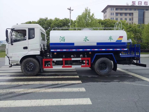 阜新灑水車銷售中心 阜新灑水車銷售中心