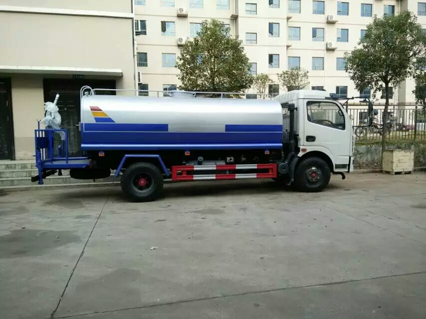 瀘州灑水車銷售公司 瀘州灑水車銷售公司