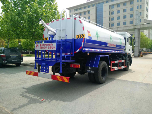 多功能環(huán)衛(wèi)灑水車 多功能環(huán)衛(wèi)灑水車