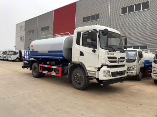 程力灑水車廠家,環(huán)衛(wèi)灑水車更好的保護(hù)環(huán)境,程力汽車集團(tuán)公司 程力灑水車廠家,環(huán)衛(wèi)灑水車更好的保護(hù)環(huán)境,程力汽車集團(tuán)公司