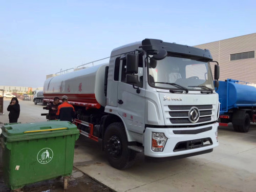 東風灑水車報價 東風灑水車報價