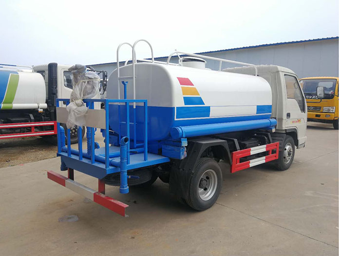 3噸灑水車 3噸灑水車