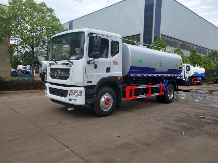 12噸灑水車生產廠家,12方灑水車廠家直銷,程力集團公司 12噸灑水車生產廠家,12方灑水車廠家直銷,程力集團公司