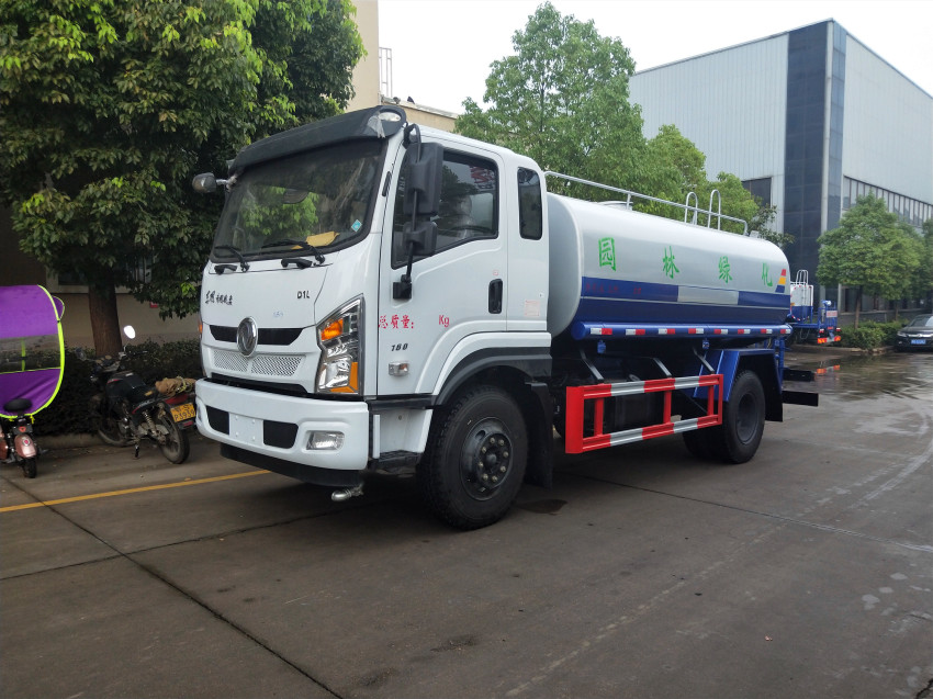 東風D1灑水車12噸圖片展示 東風D1灑水車12噸圖片展示