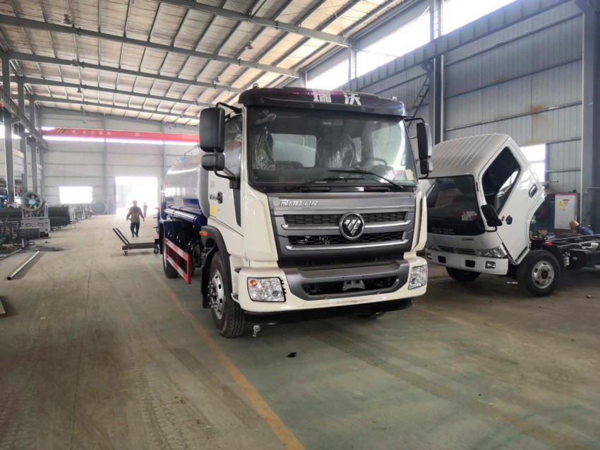 福田歐曼國(guó)四12方灑水車(chē)-12噸灑水車(chē)價(jià)格報(bào)價(jià) 福田歐曼國(guó)四12方灑水車(chē)-12噸灑水車(chē)價(jià)格報(bào)價(jià)