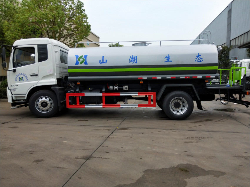 廠家出售天錦十五噸園林綠化車道路噴水車灑水車 廠家出售天錦十五噸園林綠化車道路噴水車灑水車