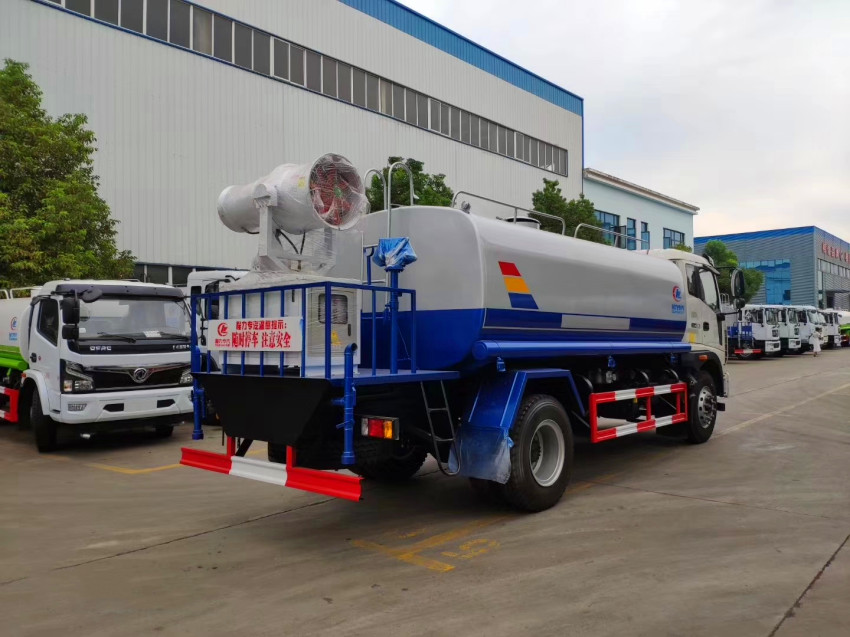 霧炮灑水車 霧炮灑水車