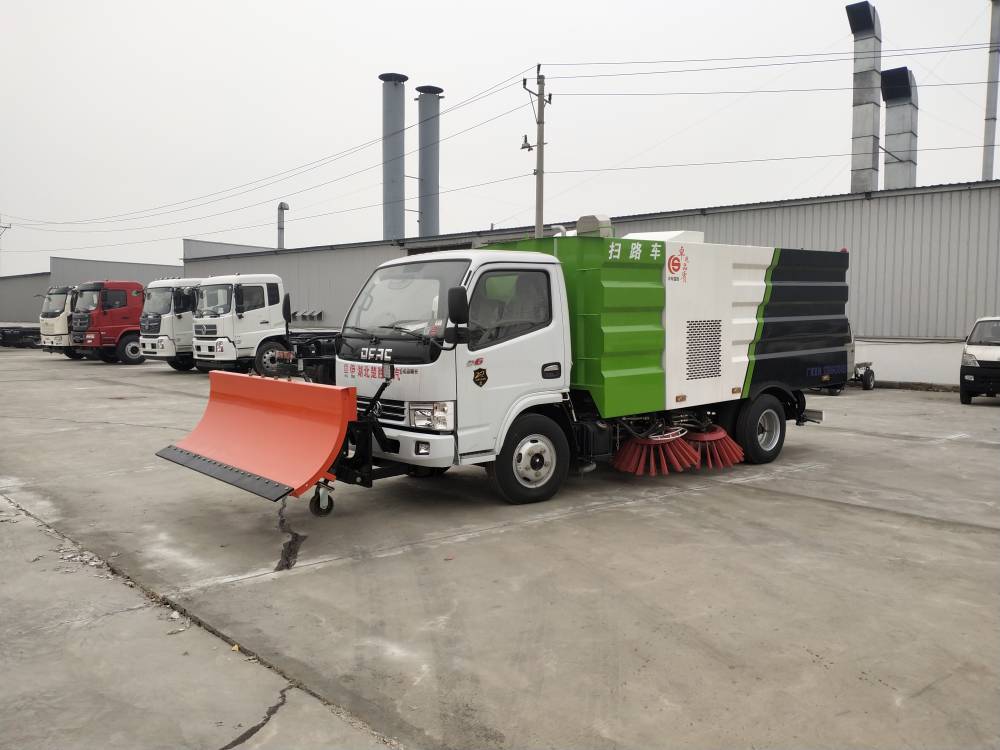 掃路車(chē)一車(chē)多用 環(huán)衛(wèi)清掃車(chē),環(huán)衛(wèi)好幫手 掃路車(chē)一車(chē)多用 環(huán)衛(wèi)清掃車(chē),環(huán)衛(wèi)好幫手