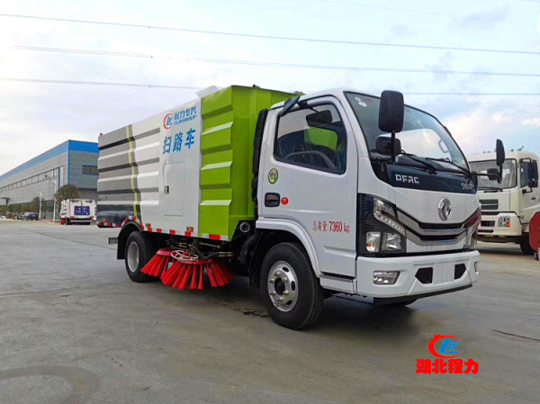 掃路車(chē)工作原理及功能 湖北隨州掃路車(chē)廠(chǎng)家詳細(xì)介紹 掃路車(chē)工作原理及功能 湖北隨州掃路車(chē)廠(chǎng)家詳細(xì)介紹