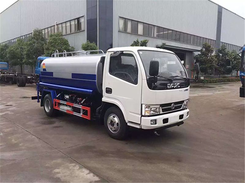 東風(fēng)福瑞卡灑水車(chē)國(guó)五5噸霧炮灑水車(chē)價(jià)格 東風(fēng)福瑞卡灑水車(chē)國(guó)五5噸霧炮灑水車(chē)價(jià)格