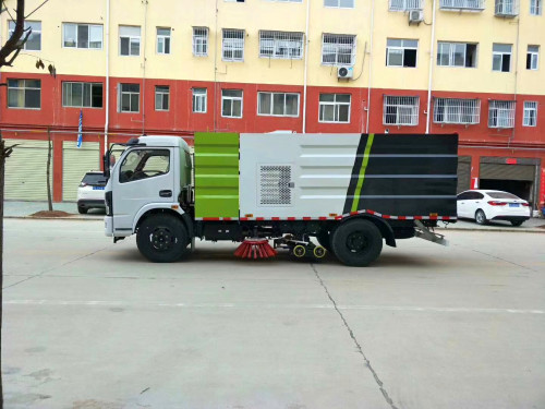 XZL5035TSL6型掃路車 東風途逸掃路車 XZL5035TSL6型掃路車 東風途逸掃路車