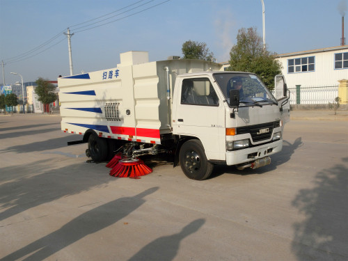 江鈴掃路車價(jià)格多功能道路清掃車配置 江鈴掃路車價(jià)格多功能道路清掃車配置