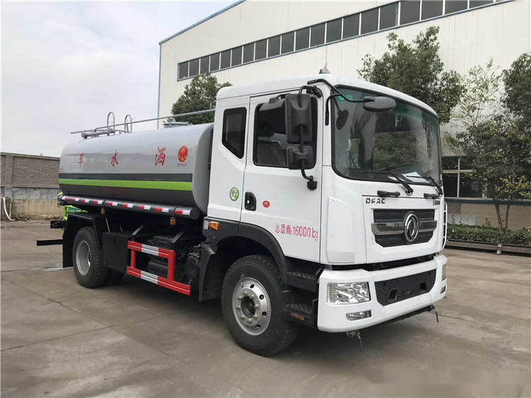 新款東風(fēng)大多利卡D9灑水車廠家直銷 質(zhì)量好價格便宜 新款東風(fēng)大多利卡D9灑水車廠家直銷 質(zhì)量好價格便宜