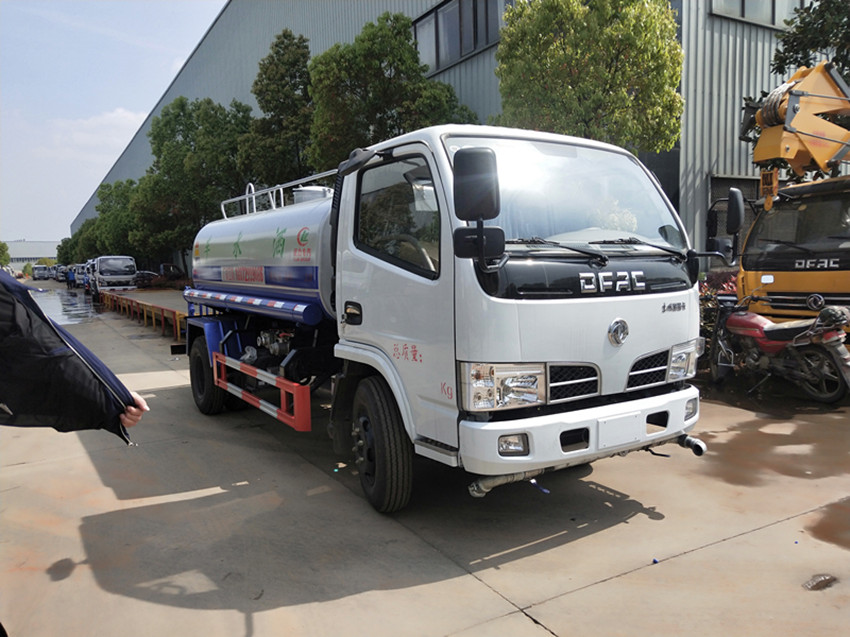 高品質(zhì)5噸灑水車大概價格-5噸灑水車大概價格-湖北程力 高品質(zhì)5噸灑水車大概價格-5噸灑水車大概價格-湖北程力