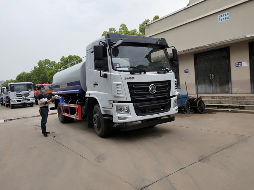 深圳市灑水車銷售-深圳市灑水車價格-深圳市灑水車廠家直銷 -程力集團 深圳市灑水車銷售-深圳市灑水車價格-深圳市灑水車廠家直銷 -程力集團