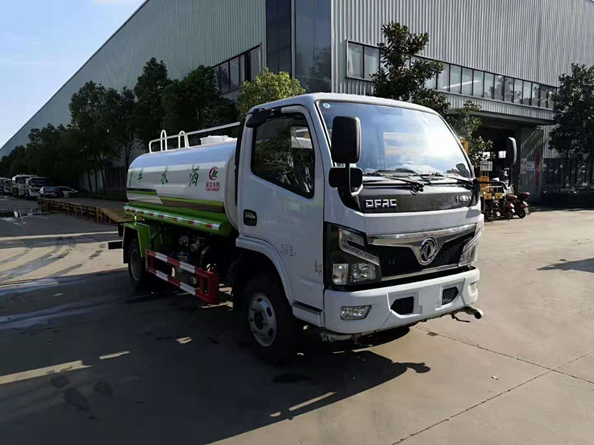 5噸灑水車多少錢一輛-東風(fēng)5噸灑水車價格報價-東風(fēng)灑水車生產(chǎn)廠家 5噸灑水車多少錢一輛-東風(fēng)5噸灑水車價格報價-東風(fēng)灑水車生產(chǎn)廠家