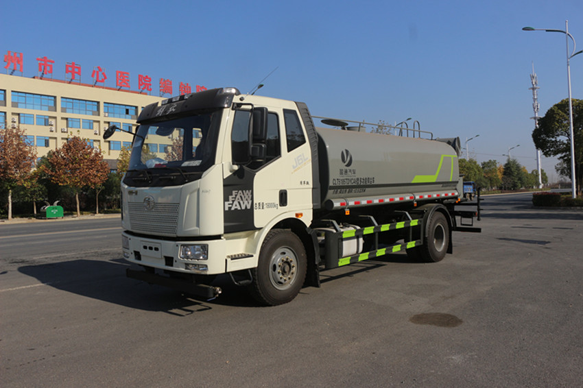 解放灑水車-解放灑水車價(jià)格-程力威牌CLW5180GPS6DX型綠化噴灑車廠家直銷 解放灑水車-解放灑水車價(jià)格-程力威牌CLW5180GPS6DX型綠化噴灑車廠家直銷