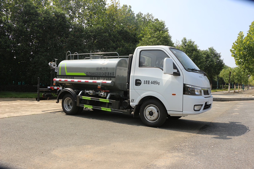 小型灑水車 小型灑水車