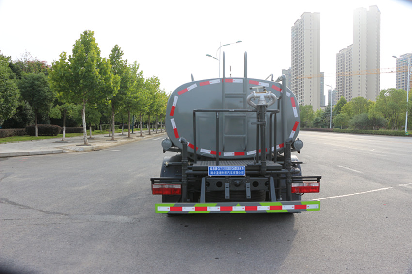 環(huán)保小型噴灑車灑水車 環(huán)保小型噴灑車灑水車
