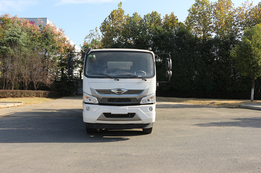 多功能灑水車 多功能灑水車