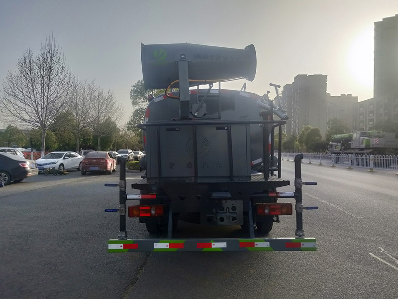 12方灑水車 12方灑水車
